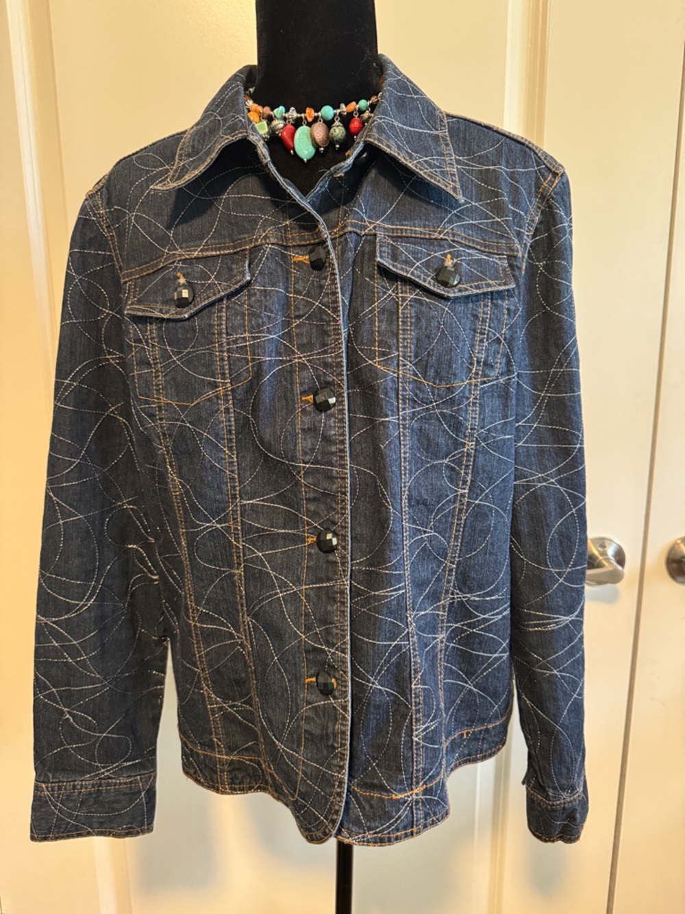 Ruby Rd. Dark Blue Denim Jacket with Light Stitch Swirl Pattern. Size 16